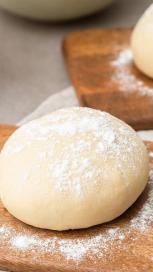 https://www.maggi.bg/sites/default/files/styles/search_result_153_272/public/5-napravi-si-sam-testo-za-pizza.jpg?itok=QMA_Y0b5
