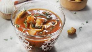 Гъбена супа с картофи и копър